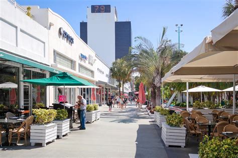 miami outdoor mall.